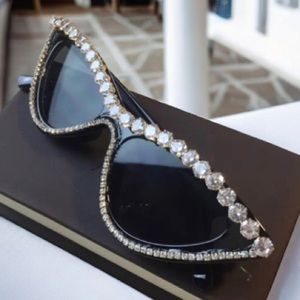 Sparkling Rhinestone Black Cat Eye Sunglasses